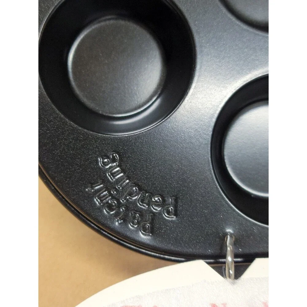 The New Bakeware Doughy Maker Unique way of cooking simple quick deserts.